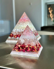 Load image into Gallery viewer, Rose Quartz Orgone

